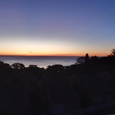 Duplex In Pramousquier - Sea View Apartment Le Lavandou Luaran gambar